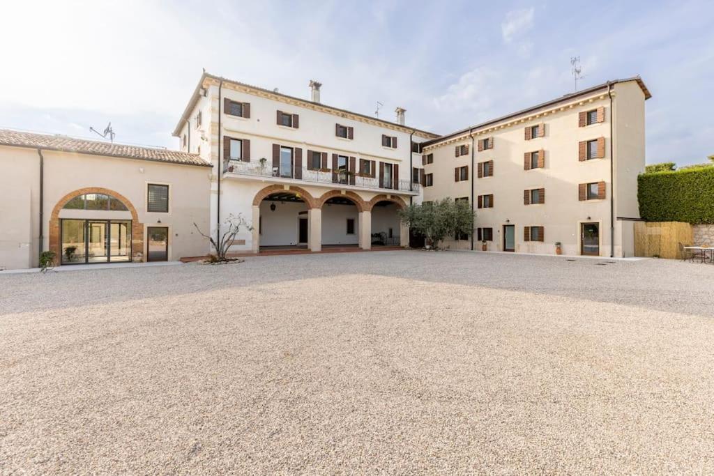 Verdeolivo 1876 - Apartments & Pool Mezzane di Sotto Exterior foto